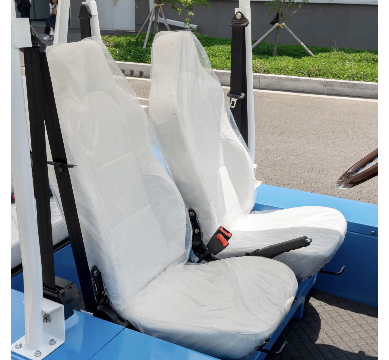Capri front seats and passenger safety belts