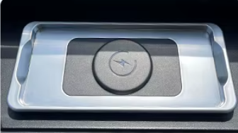 Wireless phone charger