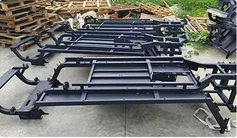 High-strength carbon steel golf cart frames with anti-corrosion coating